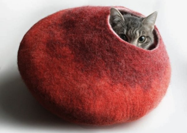 Cat Nap Cocoon &ndash; шерстяные &laquo;спальни&raquo; для кошек от литовских дизайнеров